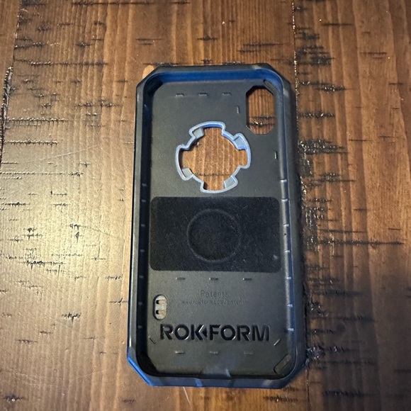 Rokform IPhone X magnetic phone case - Picture 2 of 6